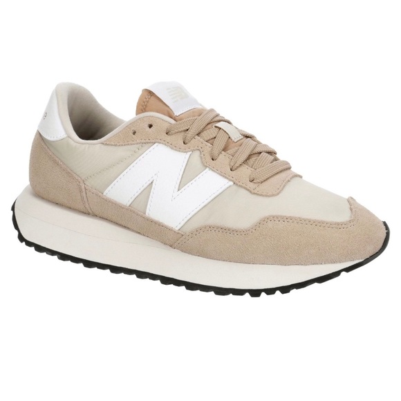 New Balance 237 Women’s 70’s Retro Athletic Running Shoes Sneaker Light Tan - Picture 3 of 6